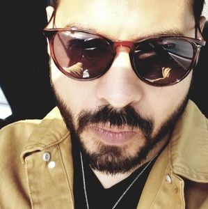 Meet your Posher, Hector